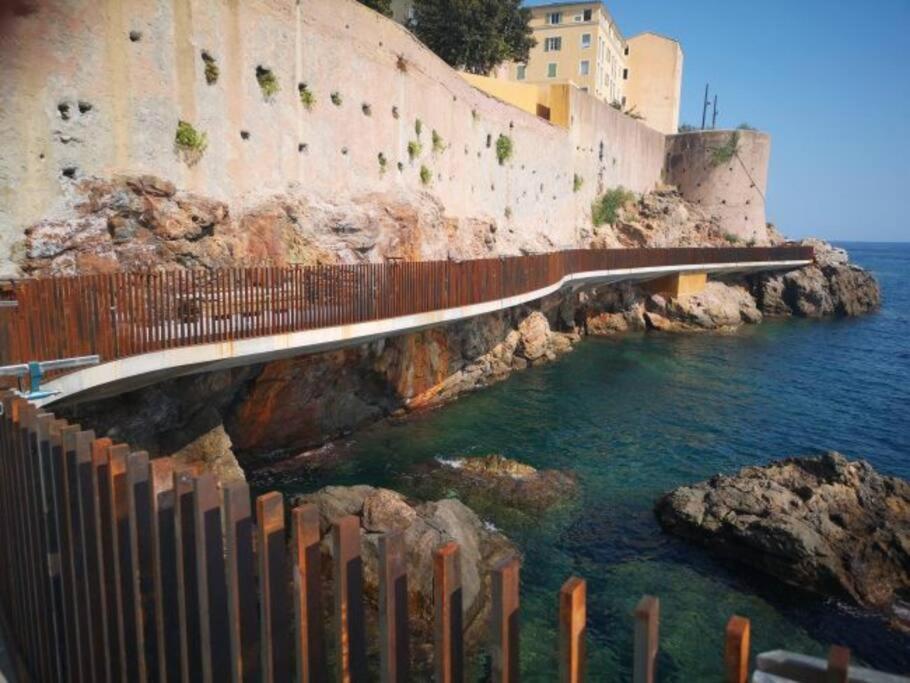 Studio Cosy Plage Et Parking 皮特讷阿 外观 照片